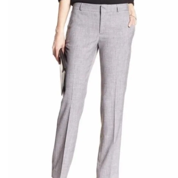 Light gray Banana Republic Jackson Fit, Women’s Size 4P, Dress Pants - Picture 2 of 6